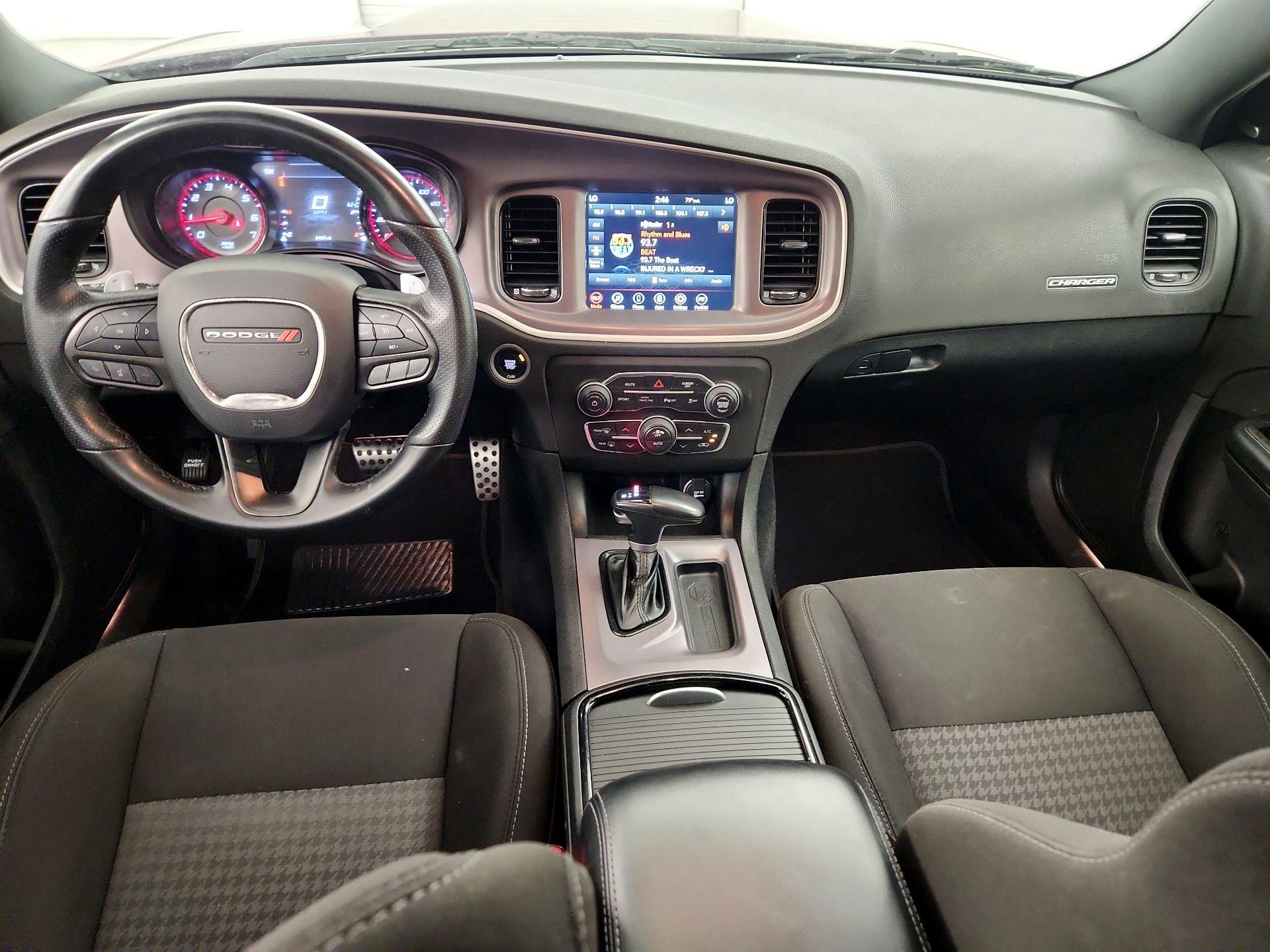 Thumbnail: 2021 Dodge Charger - 9
