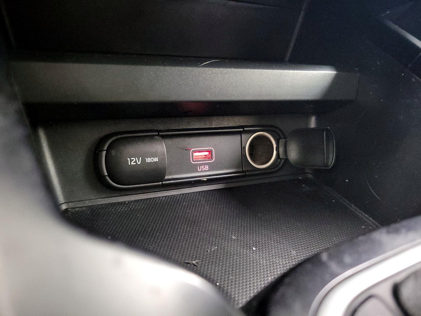 2021 Kia Soul LX - Photo 19