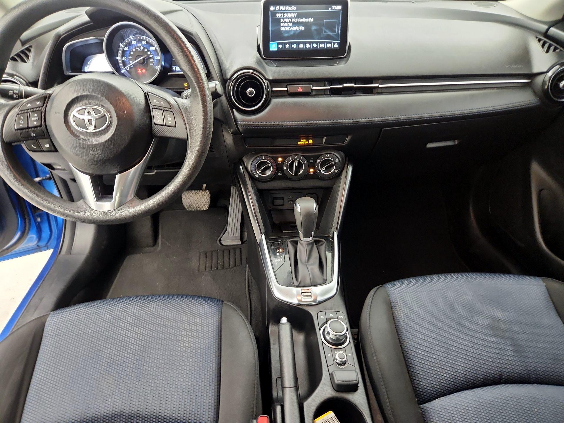 Thumbnail: 2018 Toyota Yaris iA - 9