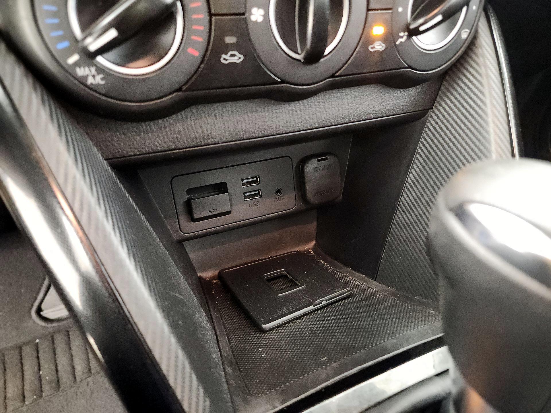 Thumbnail: 2018 Toyota Yaris iA - 18