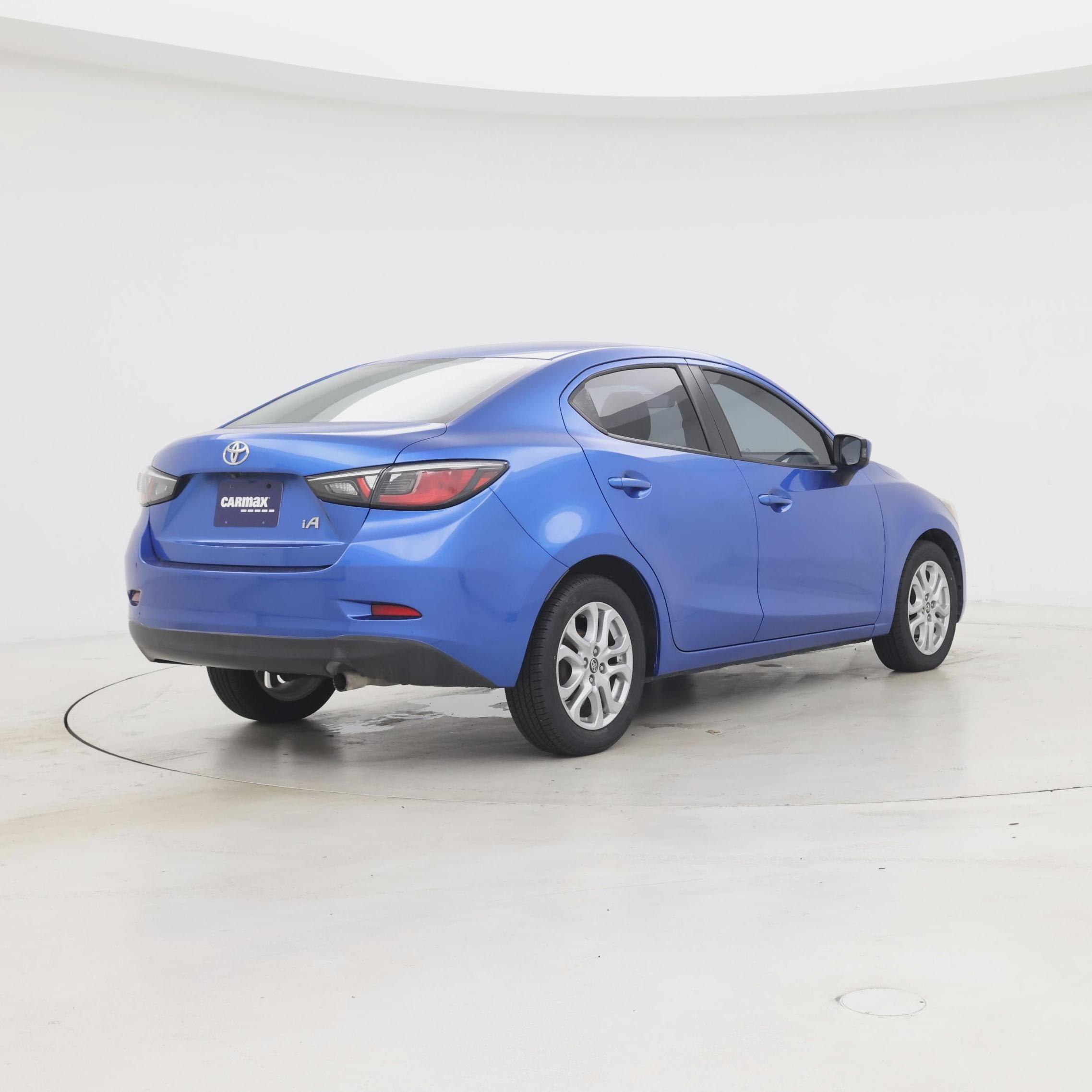 Thumbnail: 2018 Toyota Yaris iA - 8
