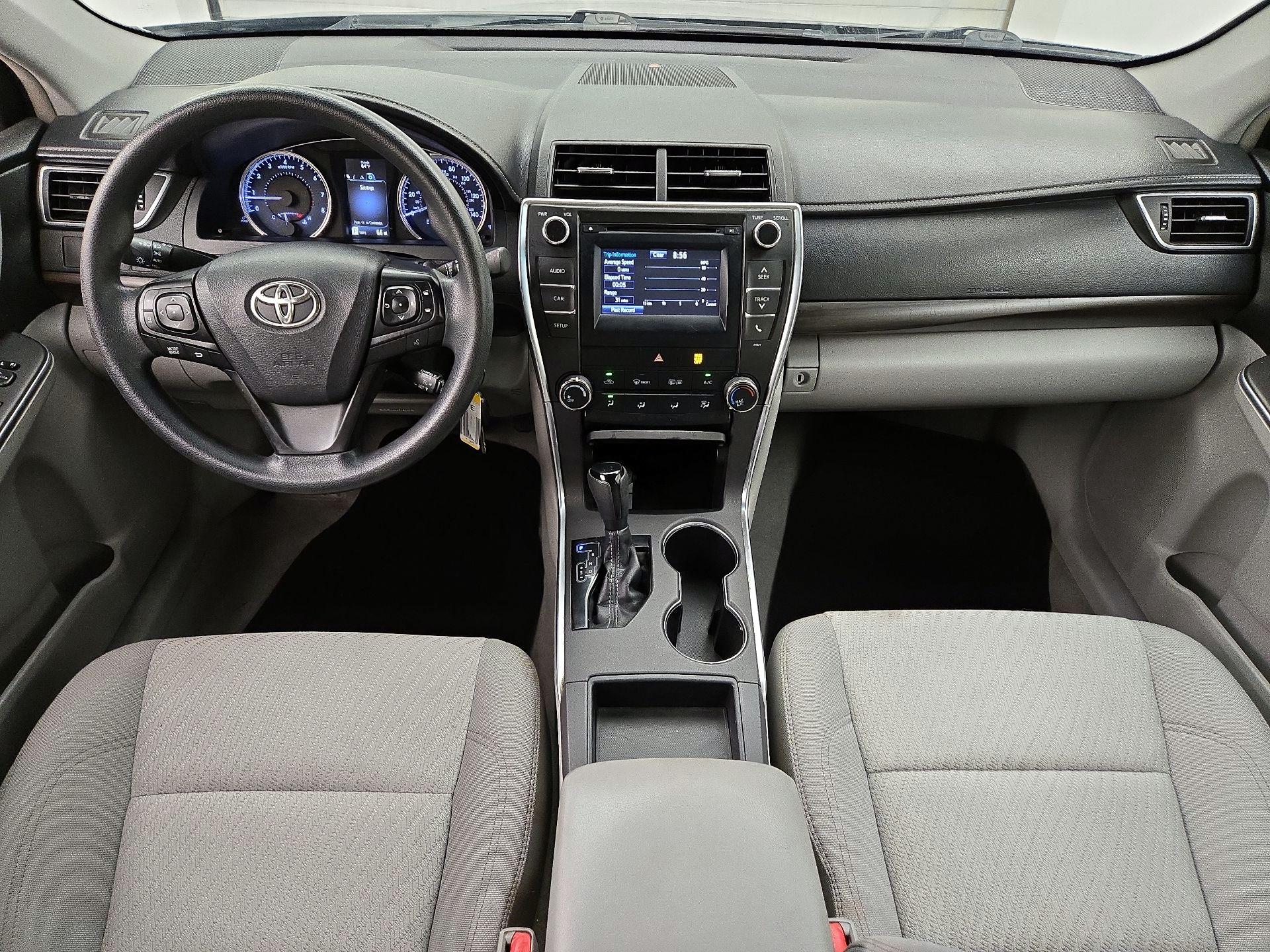 Thumbnail: 2016 Toyota Camry - 9