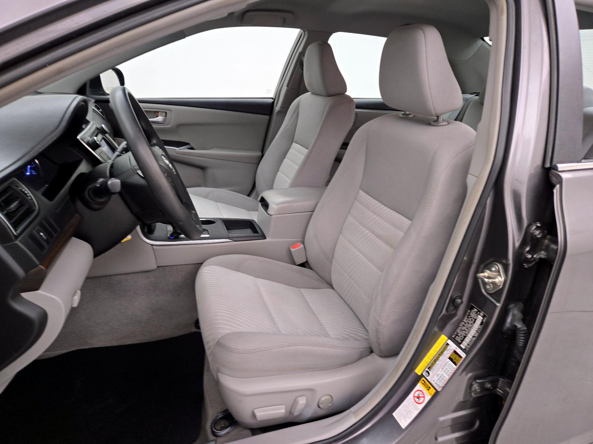 Thumbnail: 2016 Toyota Camry - 11