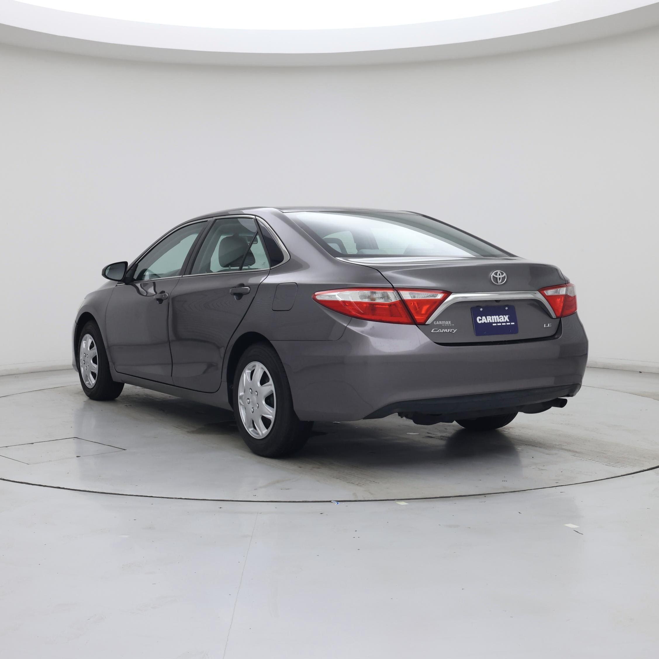 Thumbnail: 2016 Toyota Camry - 2