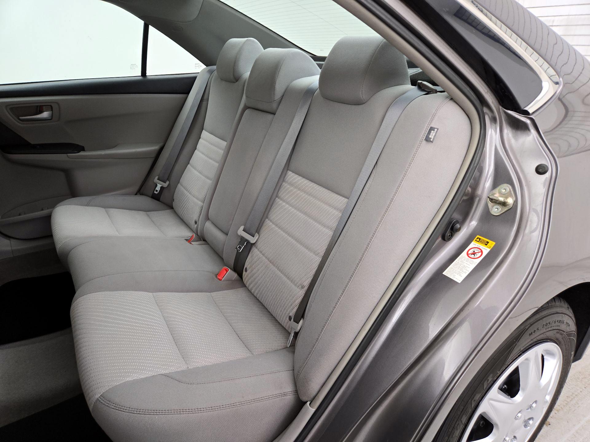 Thumbnail: 2016 Toyota Camry - 19