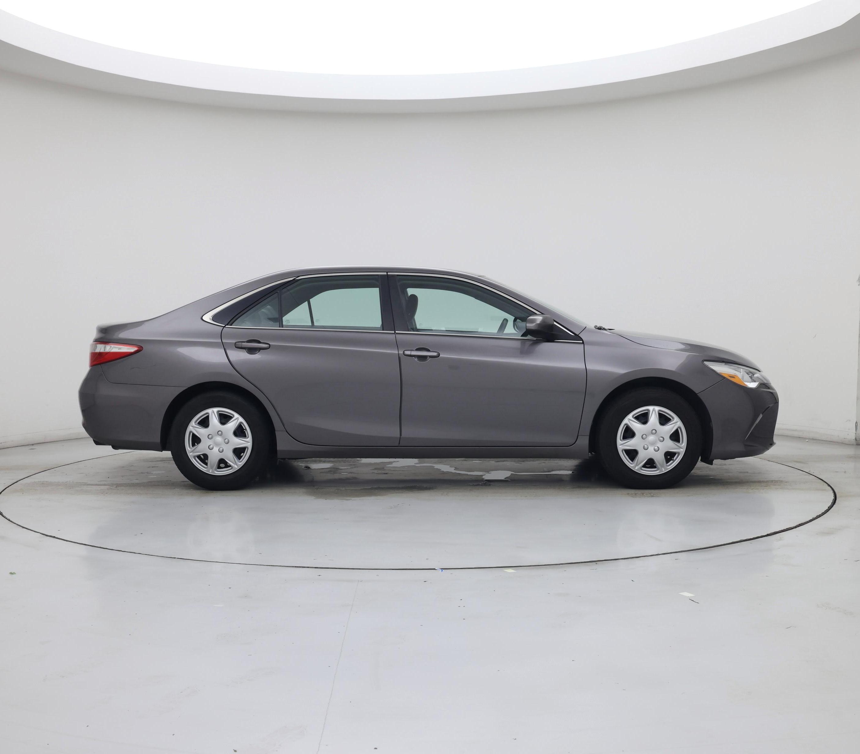 Thumbnail: 2016 Toyota Camry - 7
