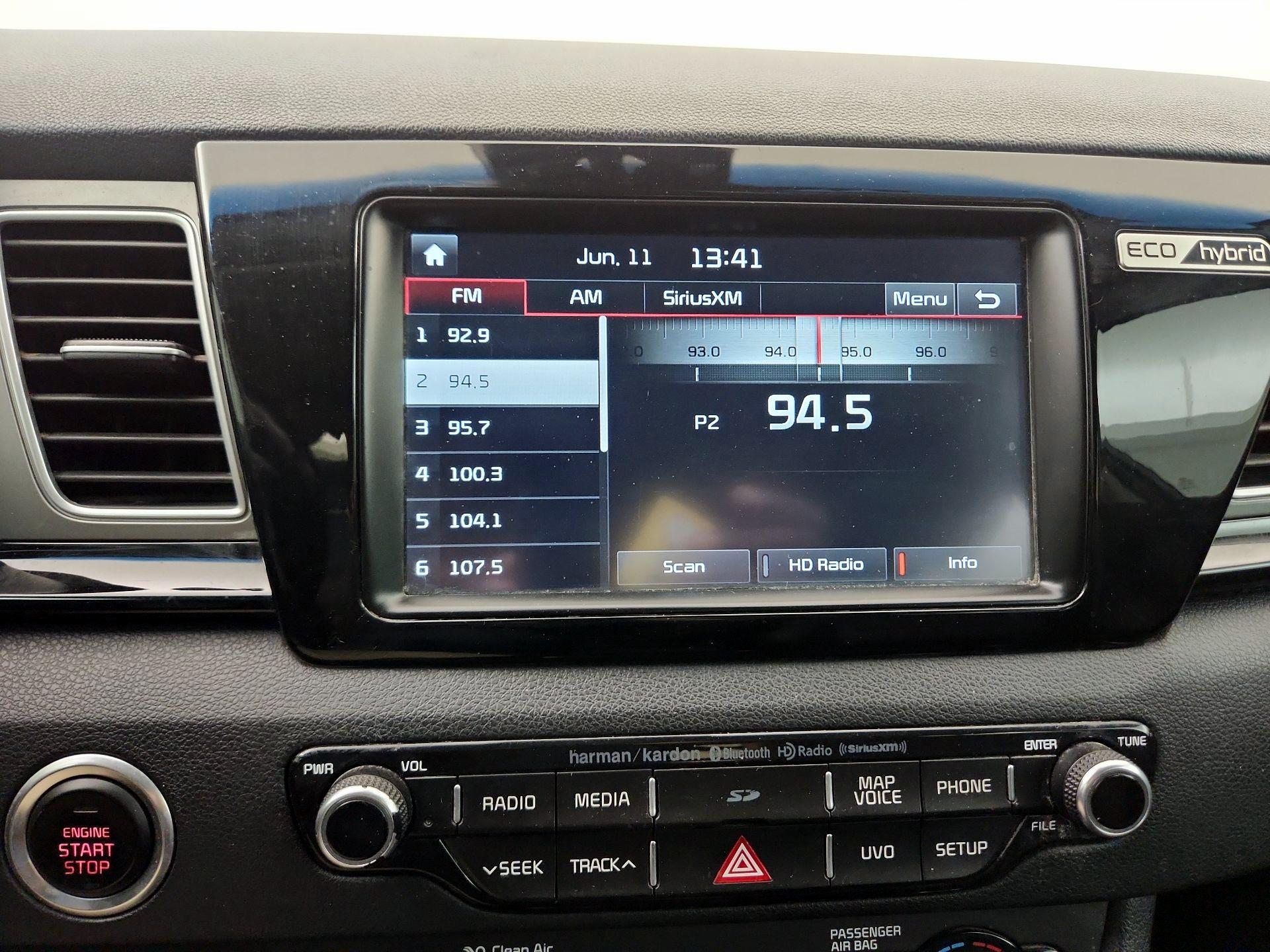 Thumbnail: 2018 Kia Niro - 16