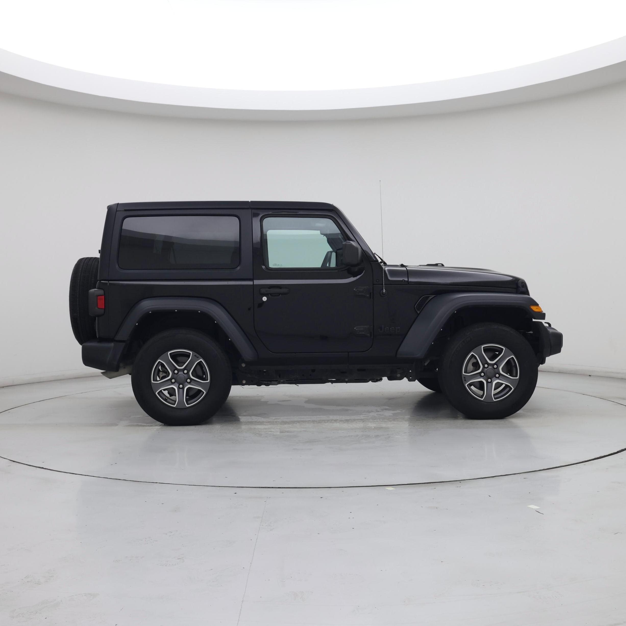 Thumbnail: 2023 Jeep Wrangler - 7