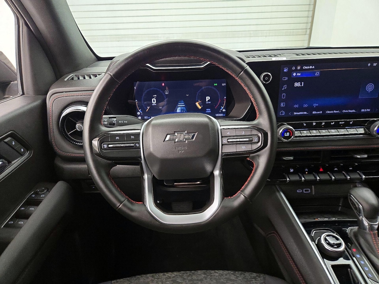 2025 Chevrolet Colorado Z71 - Photo 11
