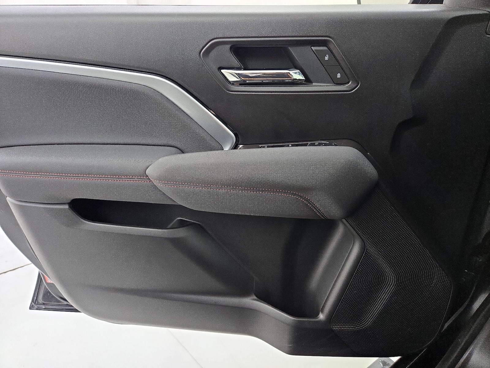 2025 Chevrolet Colorado Z71 - Photo 13