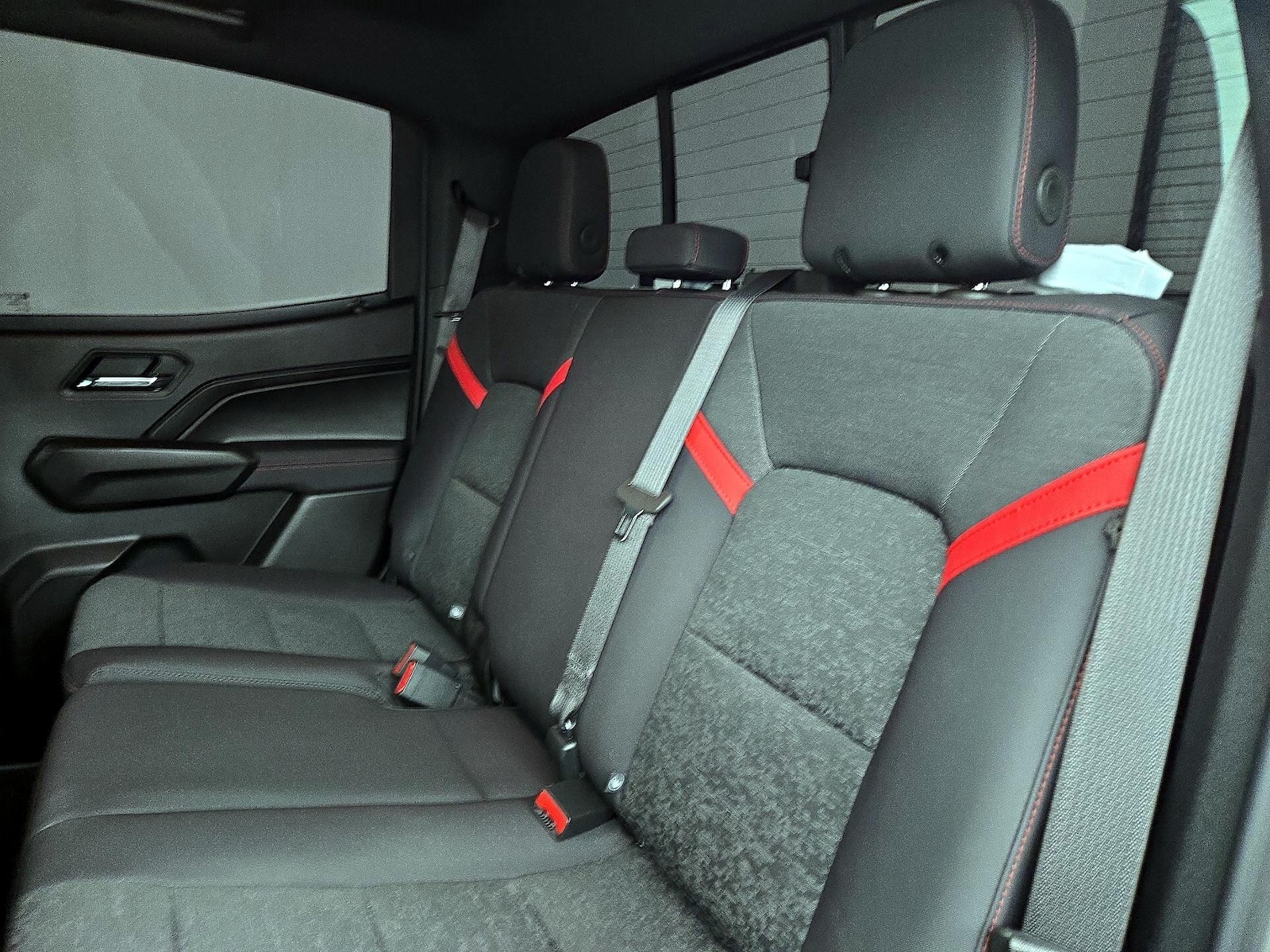 2025 Chevrolet Colorado Z71 - Photo 20