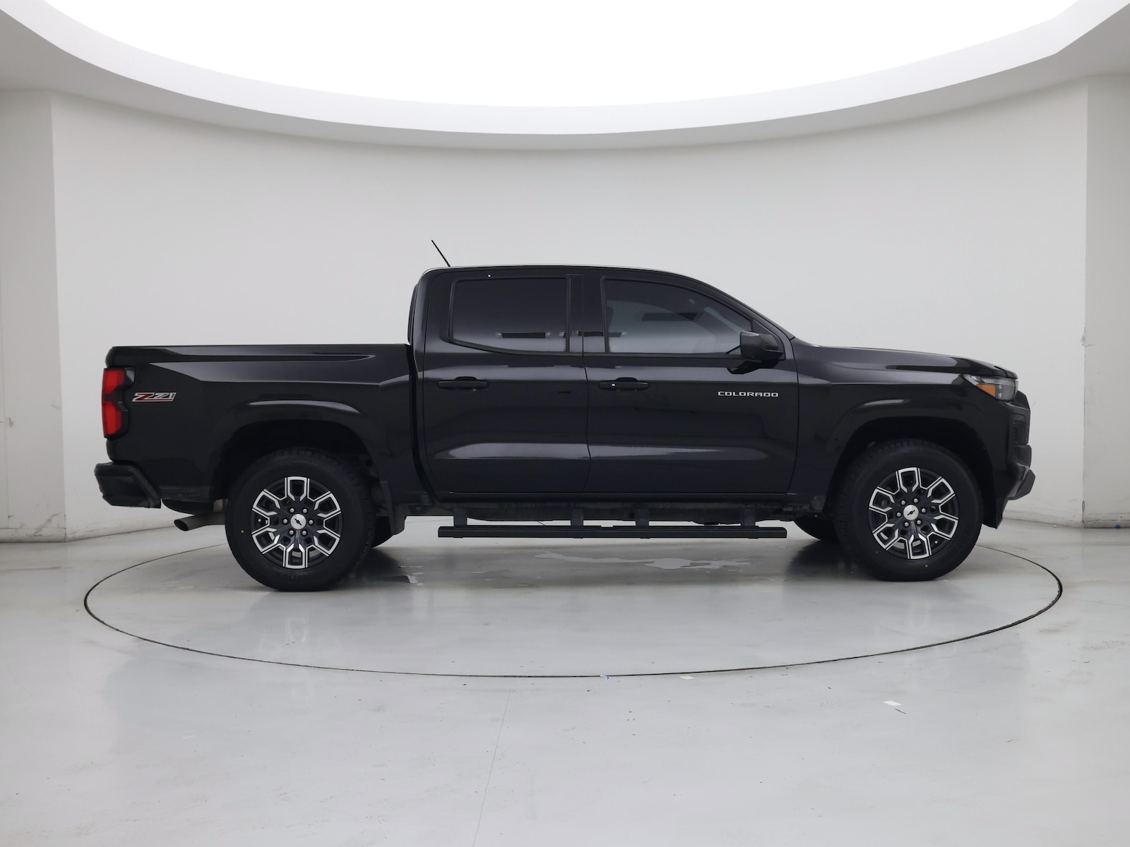 2025 Chevrolet Colorado Z71 - Photo 8