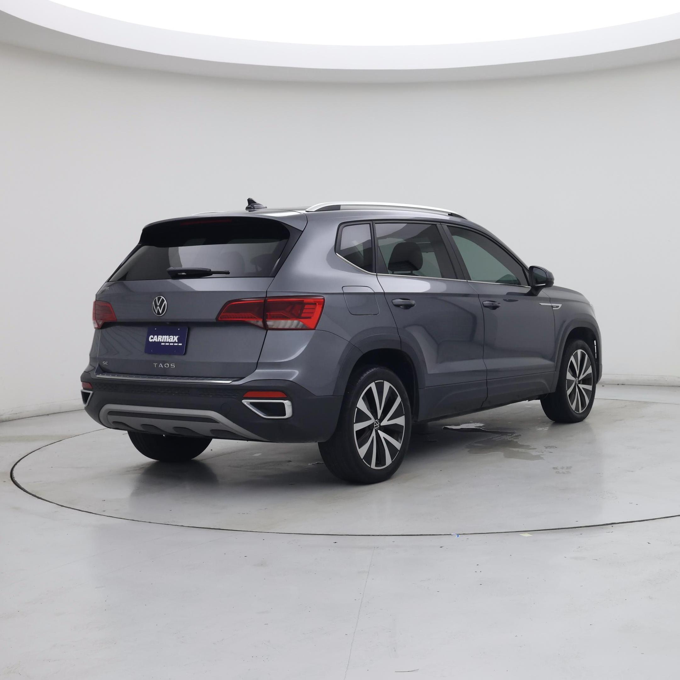 Thumbnail: 2022 Volkswagen Taos - 8