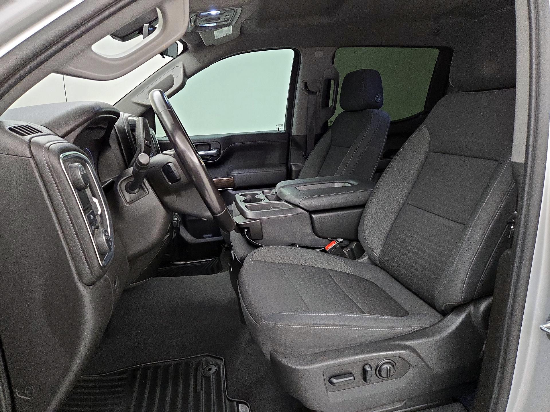 Thumbnail: 2021 Chevrolet Silverado 1500 - 11