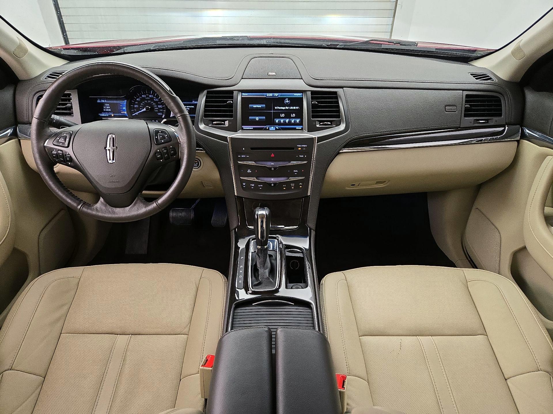 Thumbnail: 2015 Lincoln MKS - 9