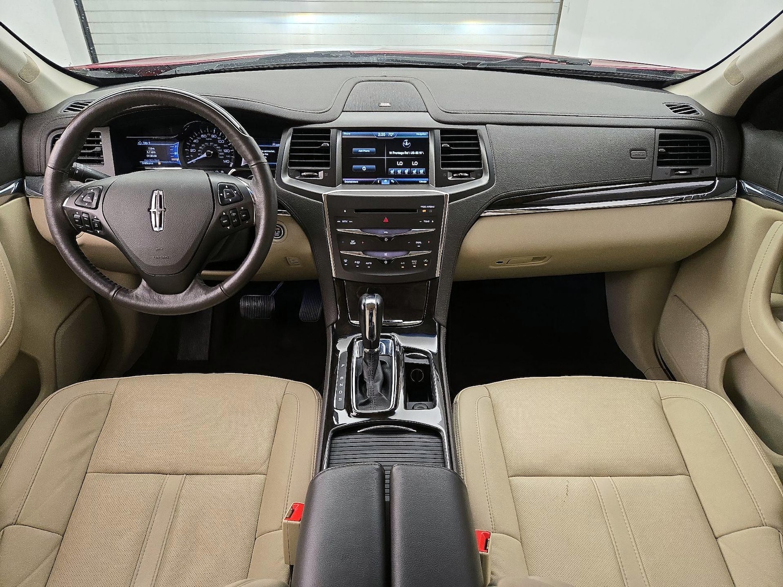 2015 Lincoln MKS Base - Photo 10