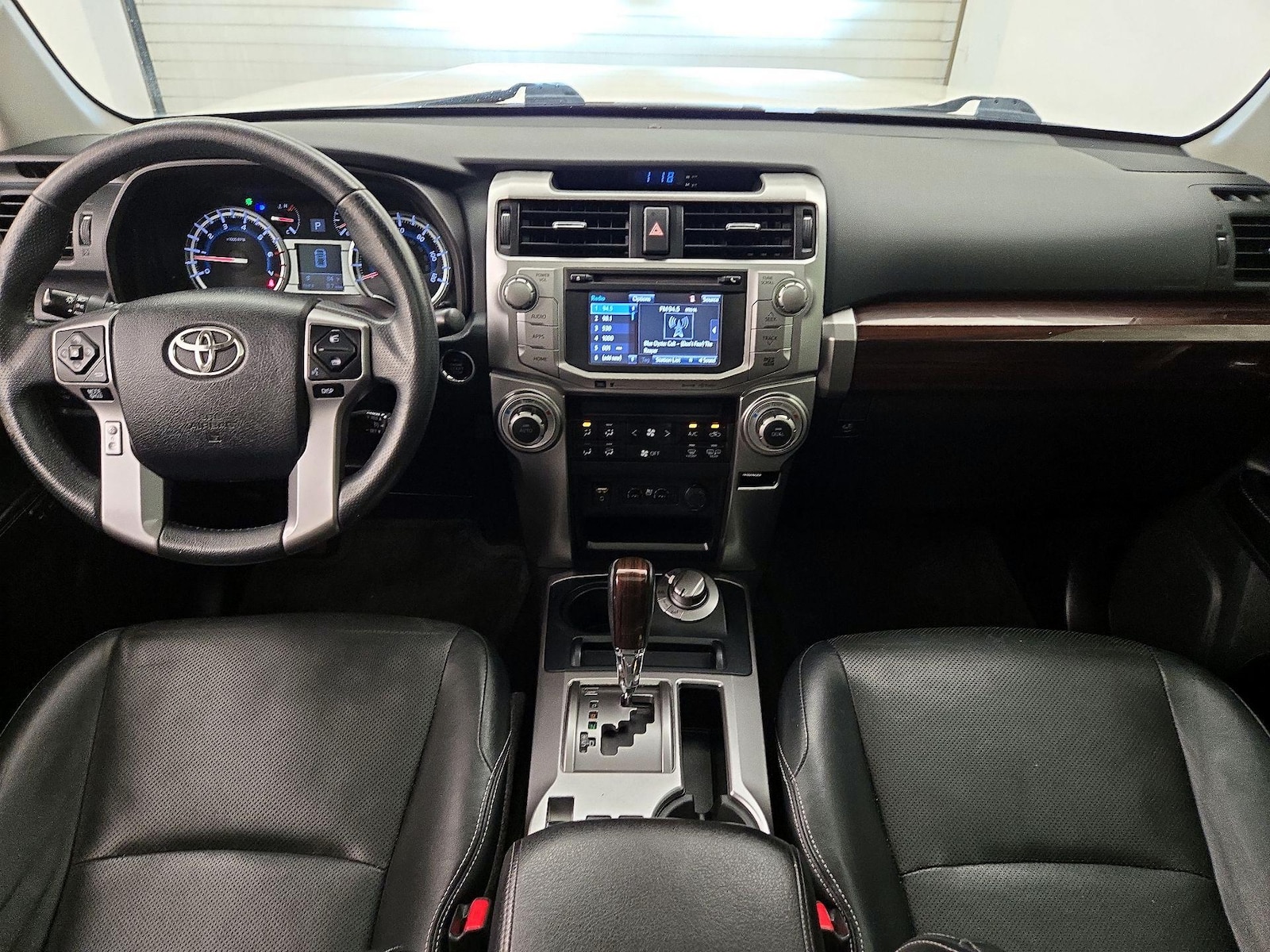 2016 Toyota 4Runner Limited - Photo 11