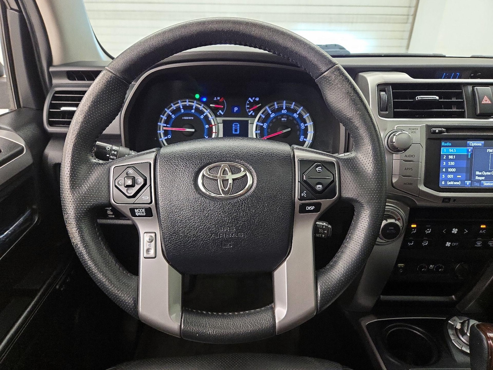 2016 Toyota 4Runner Limited - Photo 12