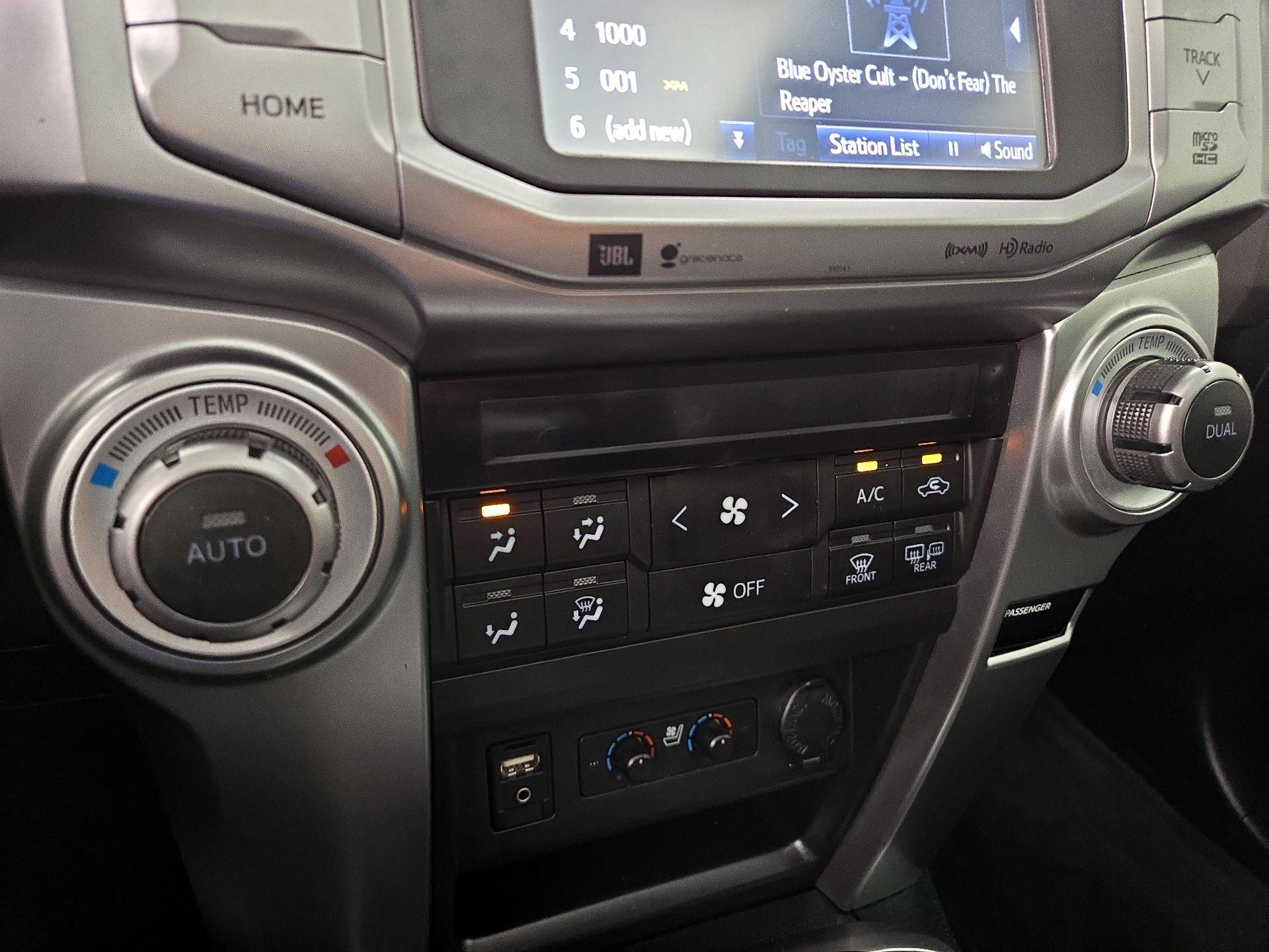 Thumbnail: 2016 Toyota 4Runner - 16