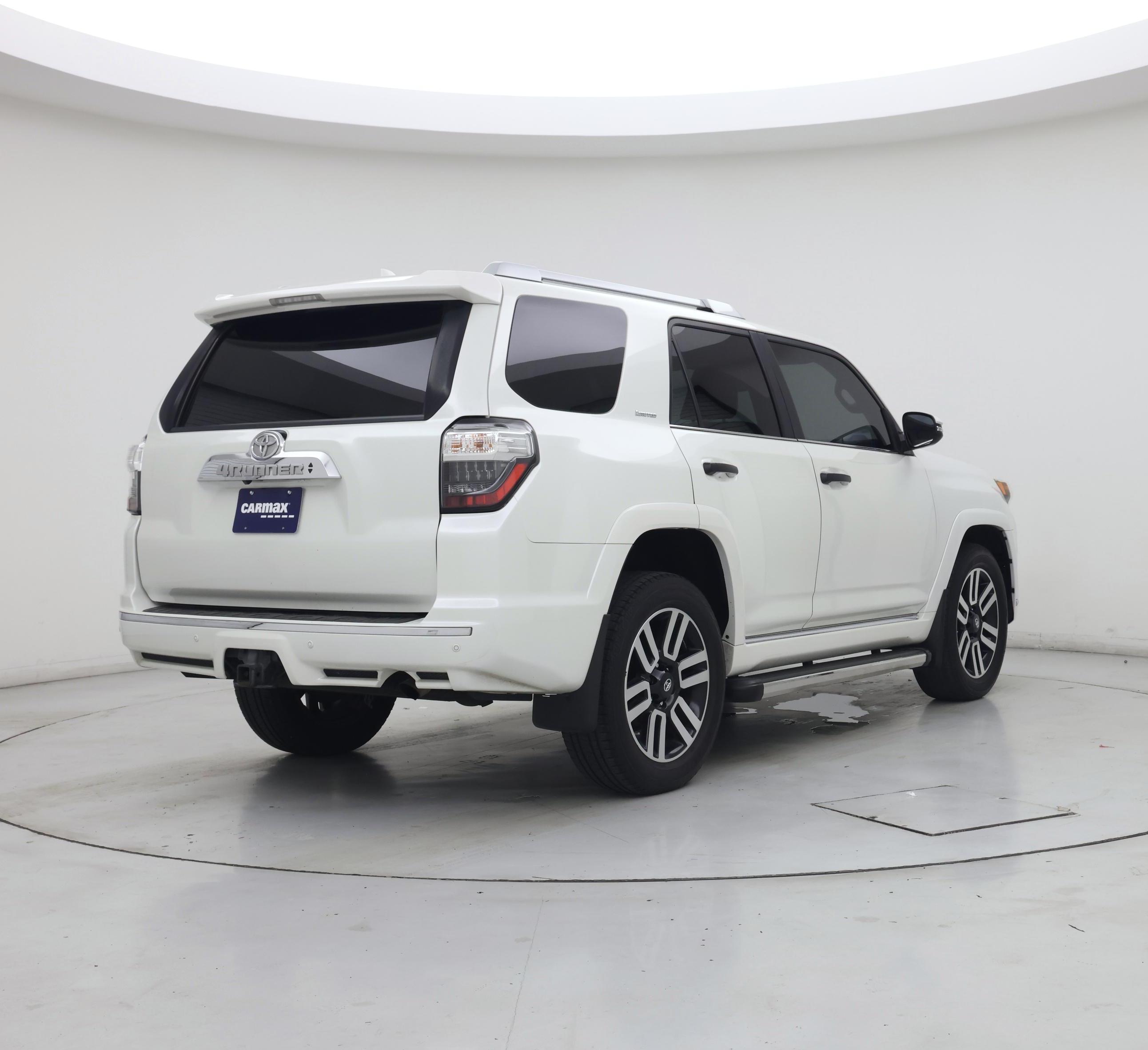 Thumbnail: 2016 Toyota 4Runner - 8