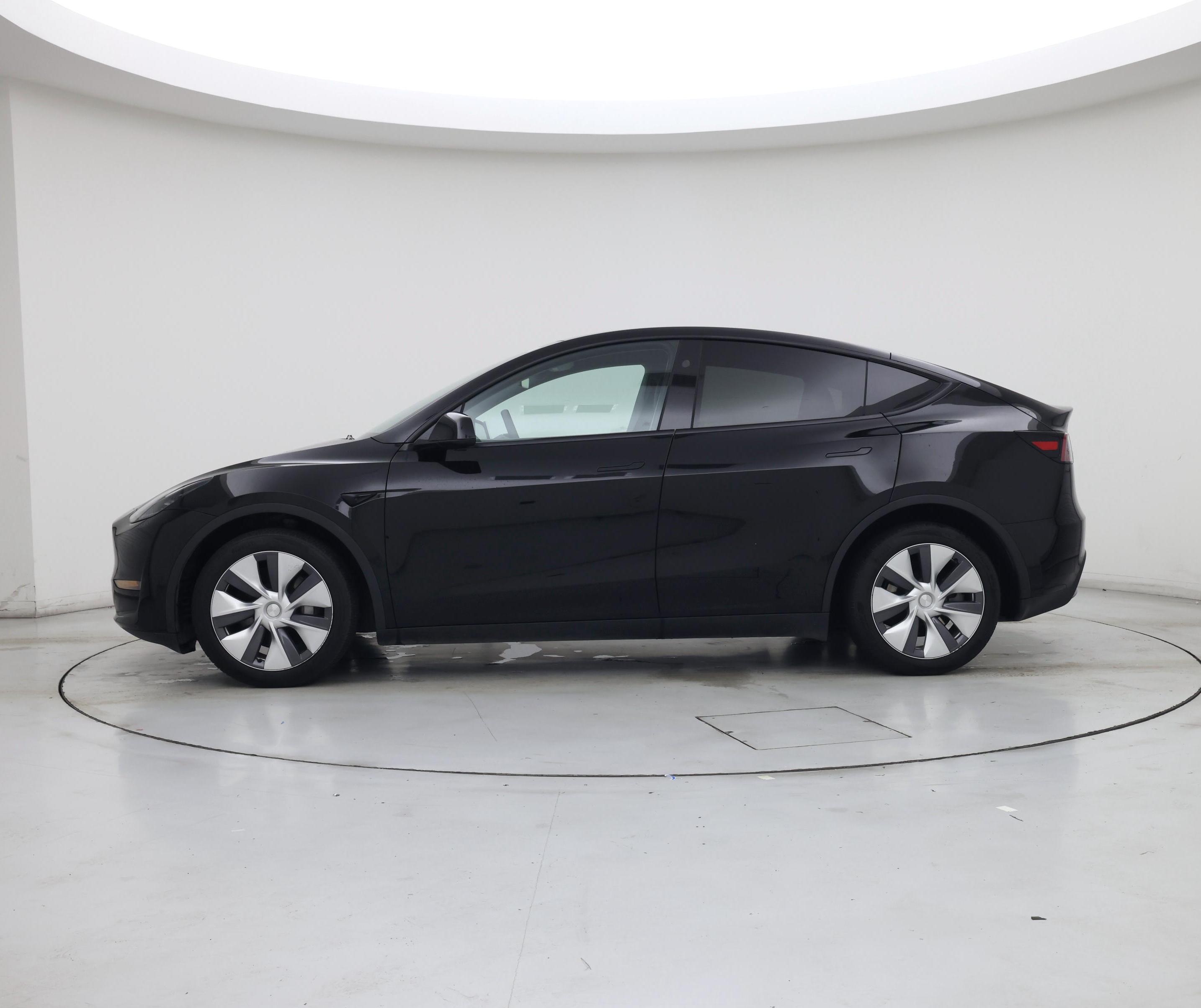 Thumbnail: 2024 Tesla Model Y - 3