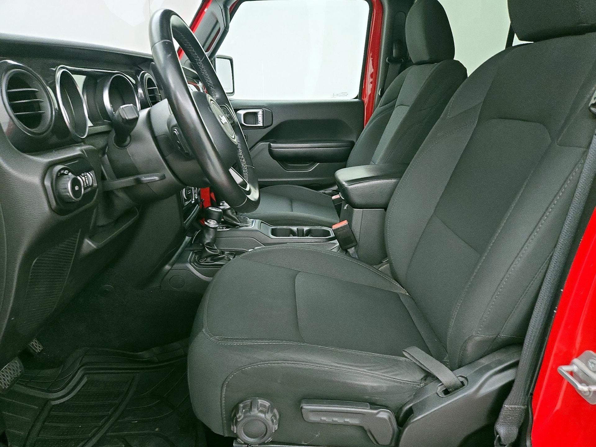 Thumbnail: 2021 Jeep Wrangler - 11