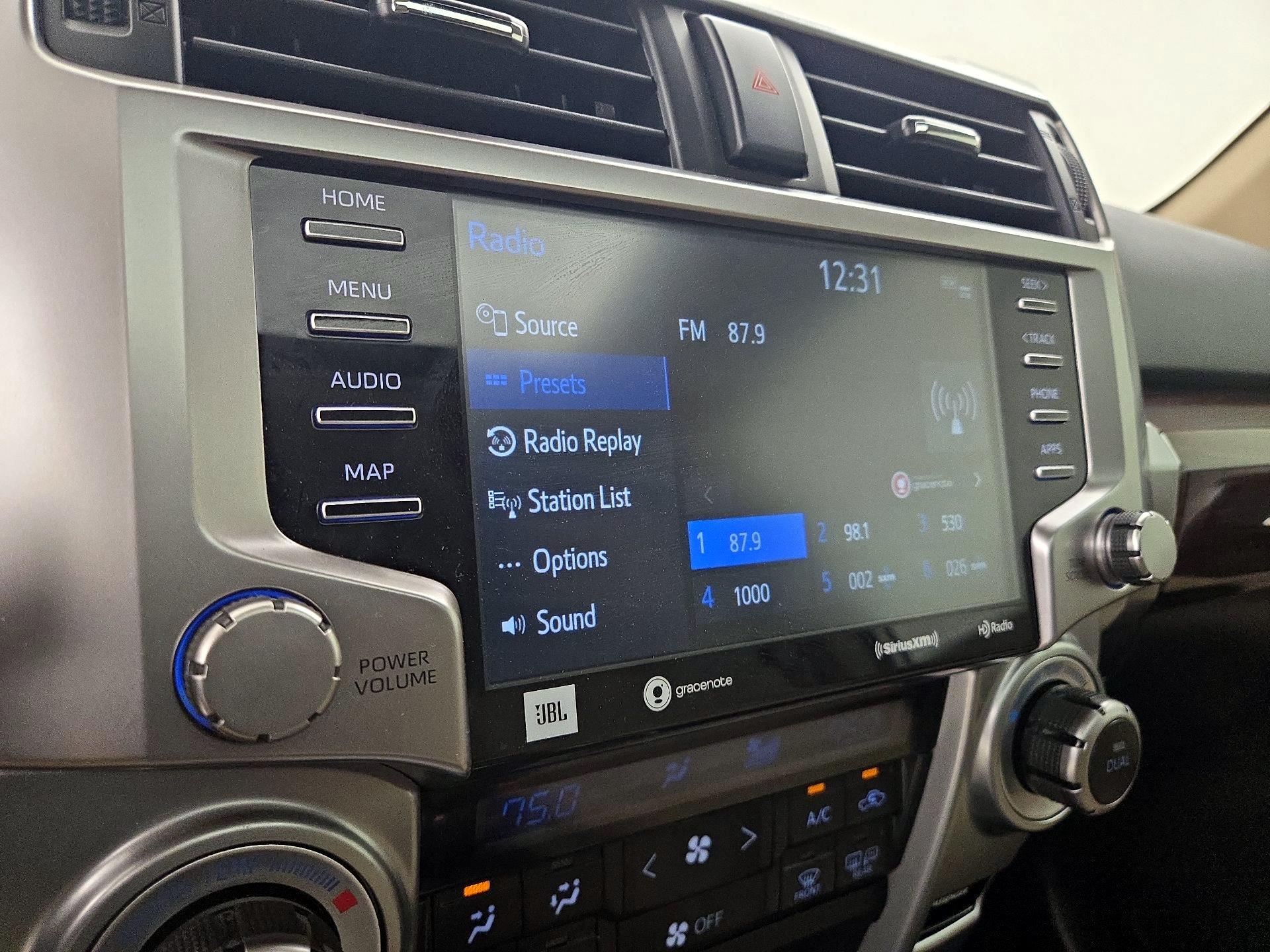 Thumbnail: 2021 Toyota 4Runner - 16