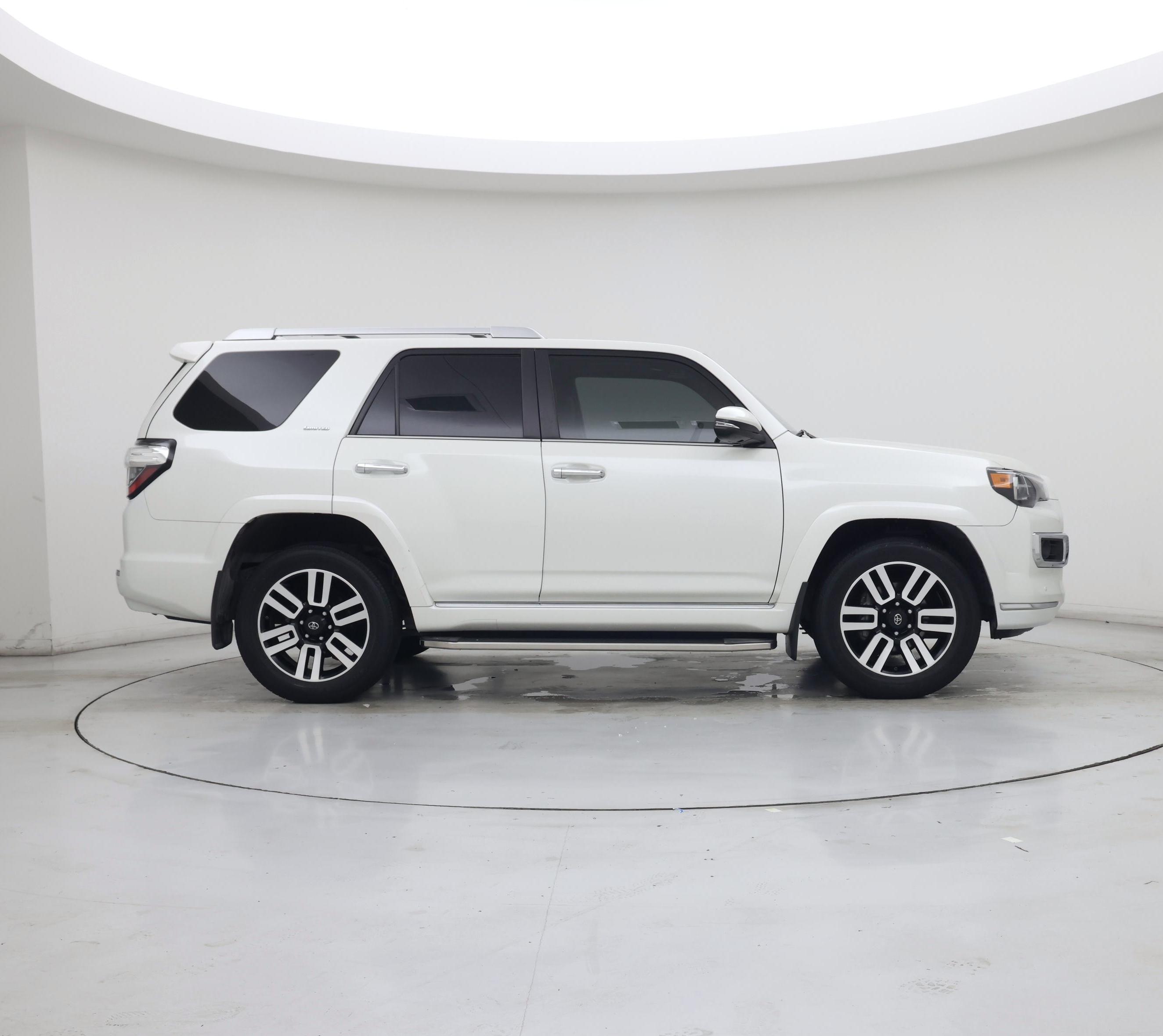 Thumbnail: 2021 Toyota 4Runner - 7