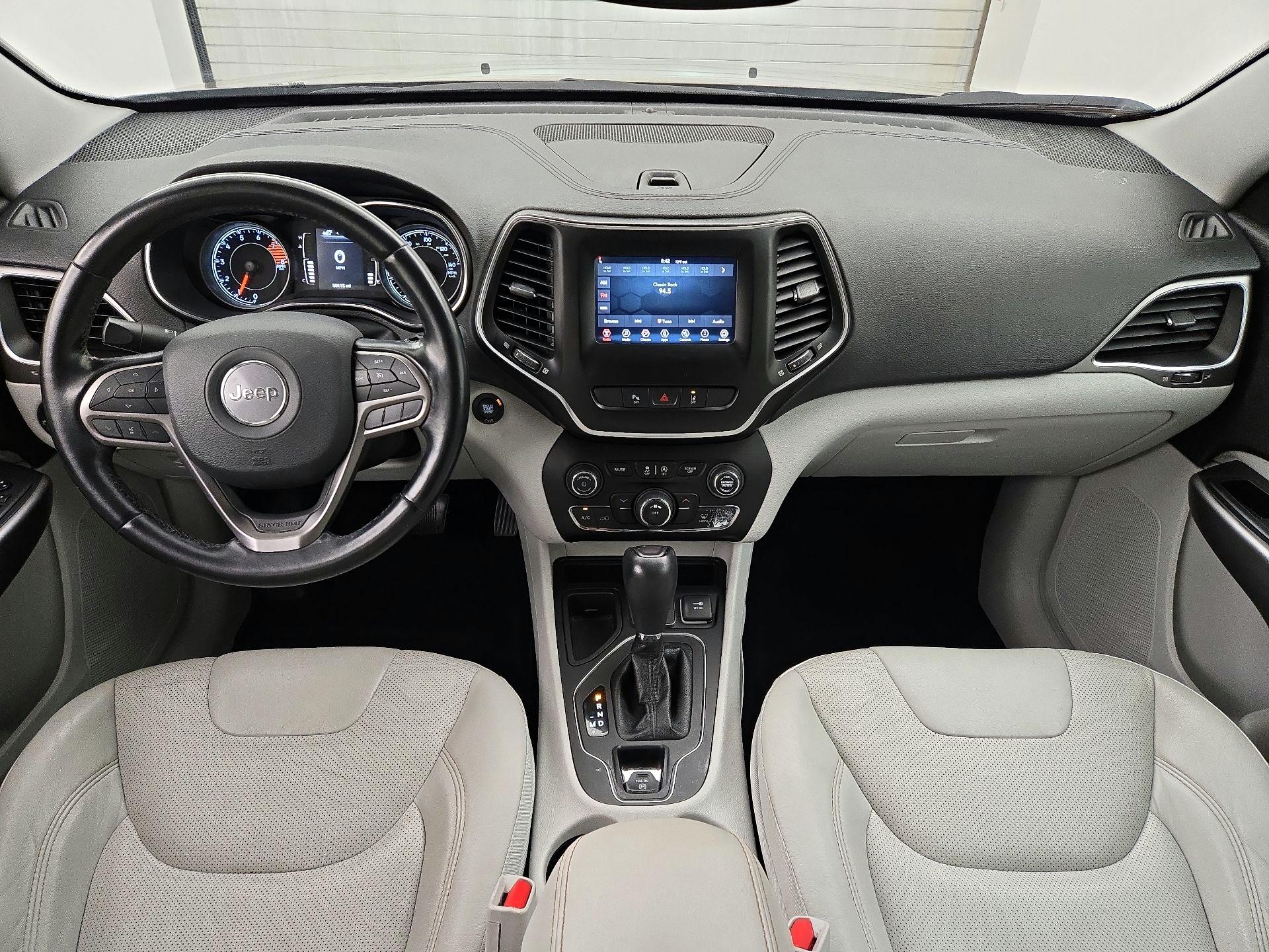 Thumbnail: 2021 Jeep Cherokee - 9