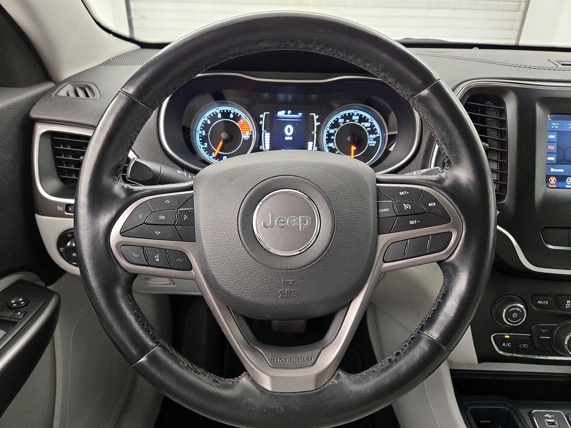 Thumbnail: 2021 Jeep Cherokee - 10