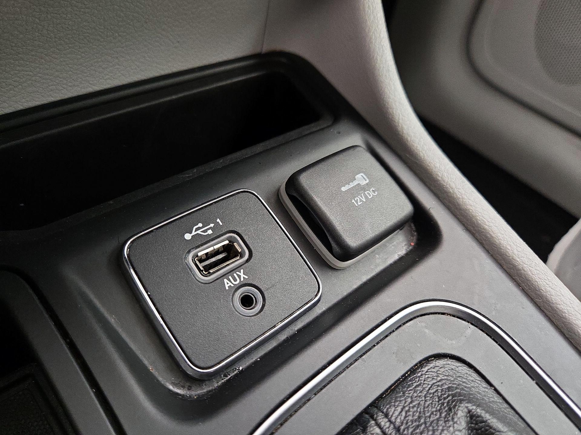 Thumbnail: 2021 Jeep Cherokee - 18