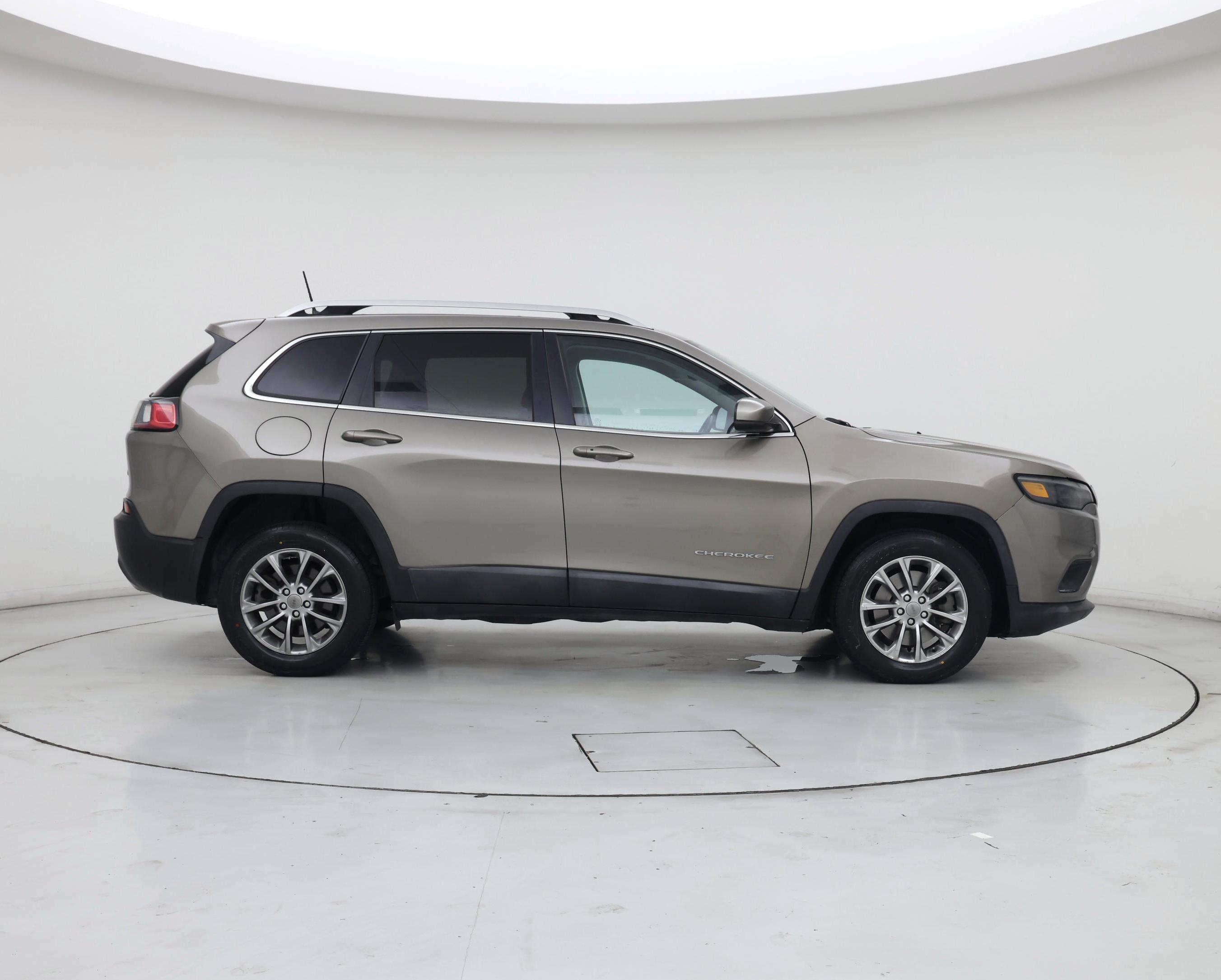 Thumbnail: 2021 Jeep Cherokee - 7