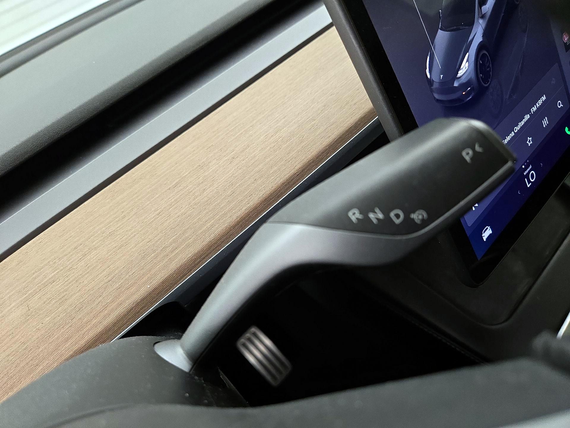 Thumbnail: 2022 Tesla Model Y - 17