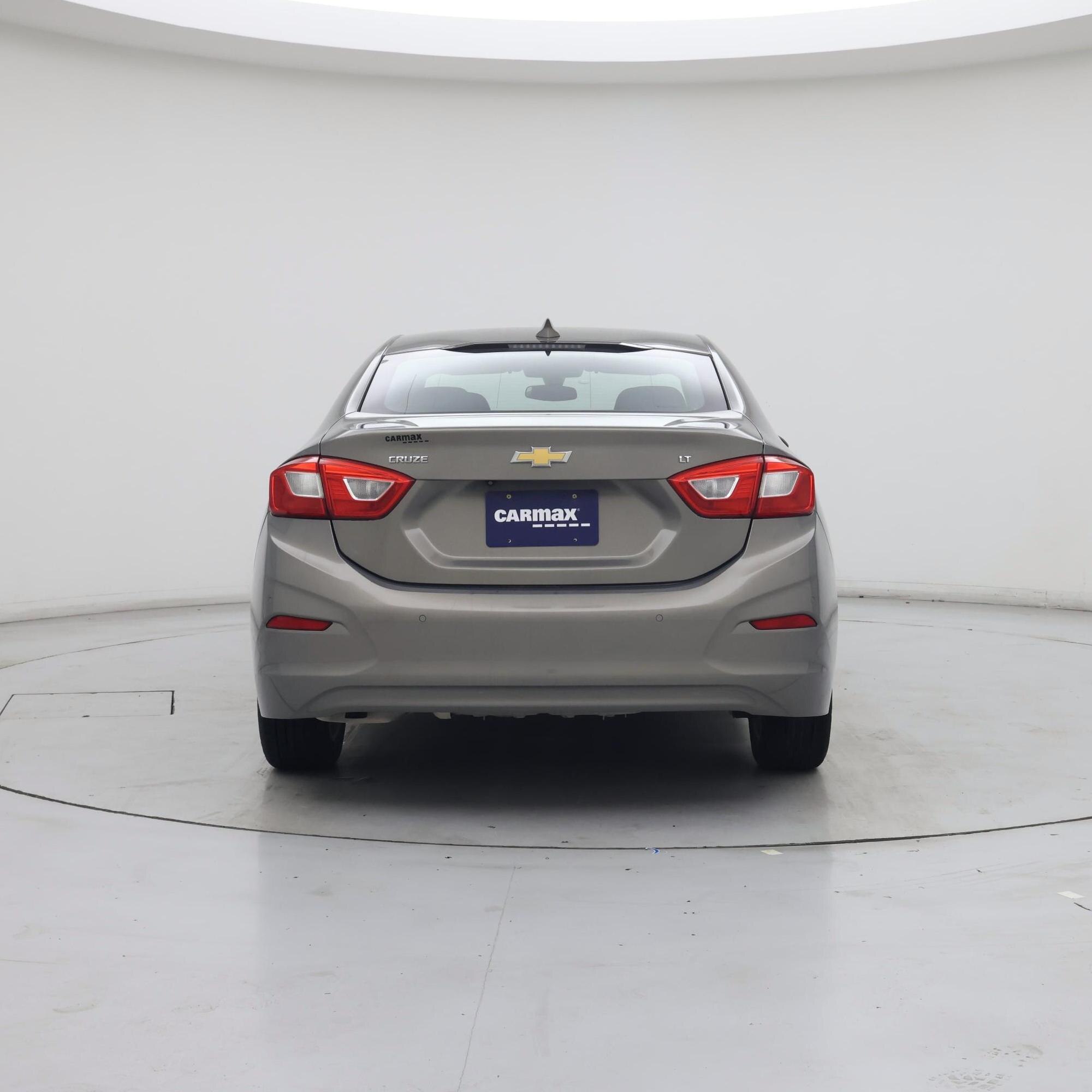 Thumbnail: 2017 Chevrolet Cruze - 6