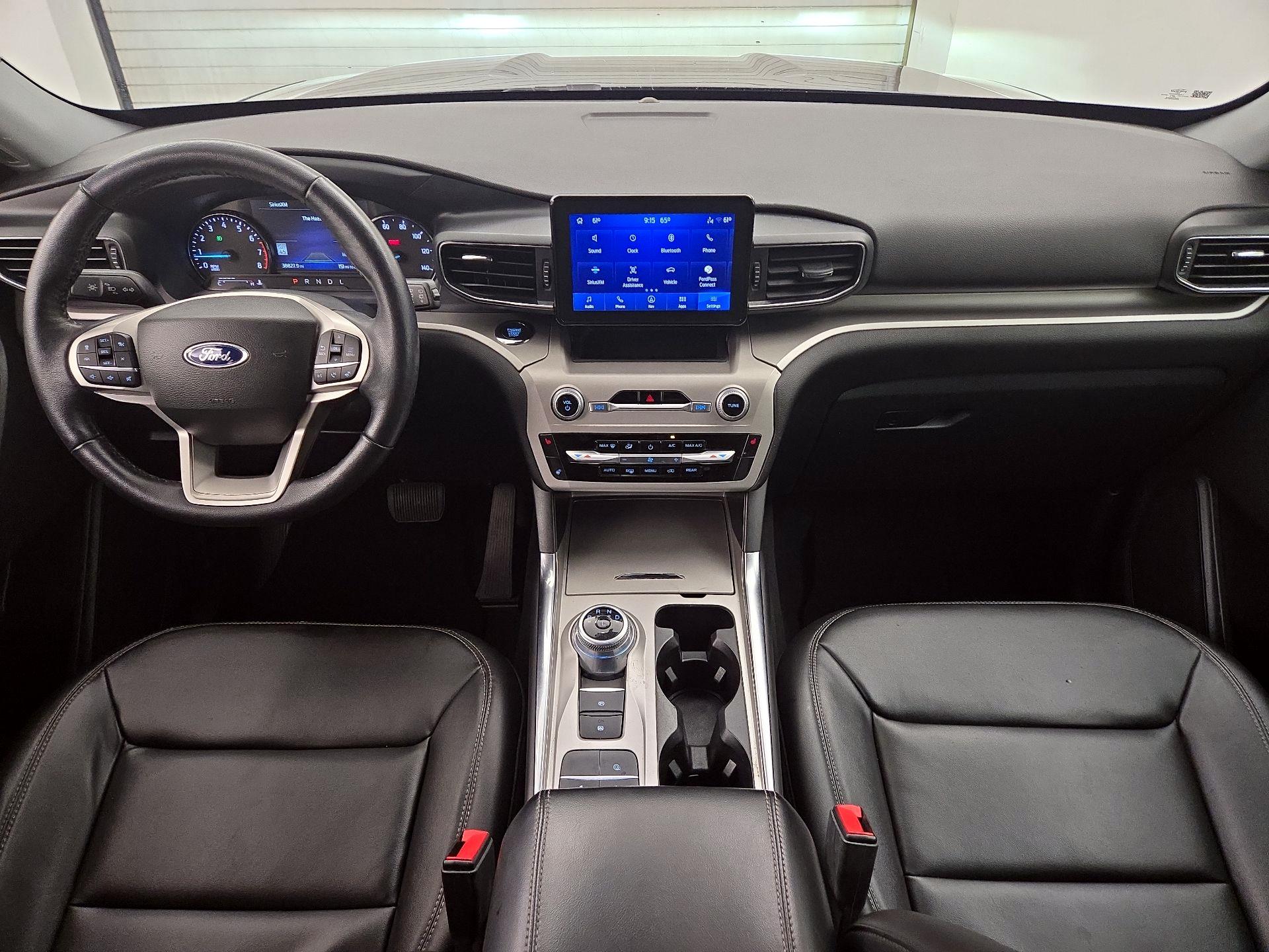 Thumbnail: 2022 Ford Explorer - 9