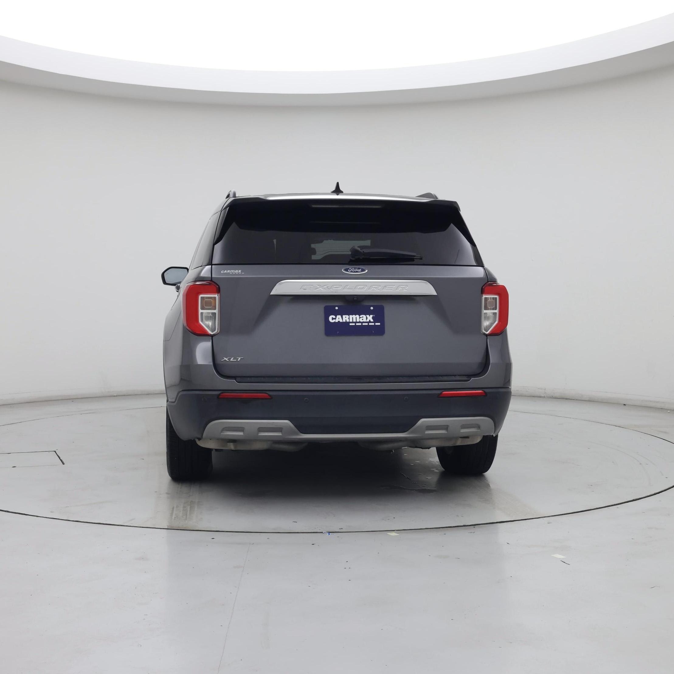 Thumbnail: 2022 Ford Explorer - 6