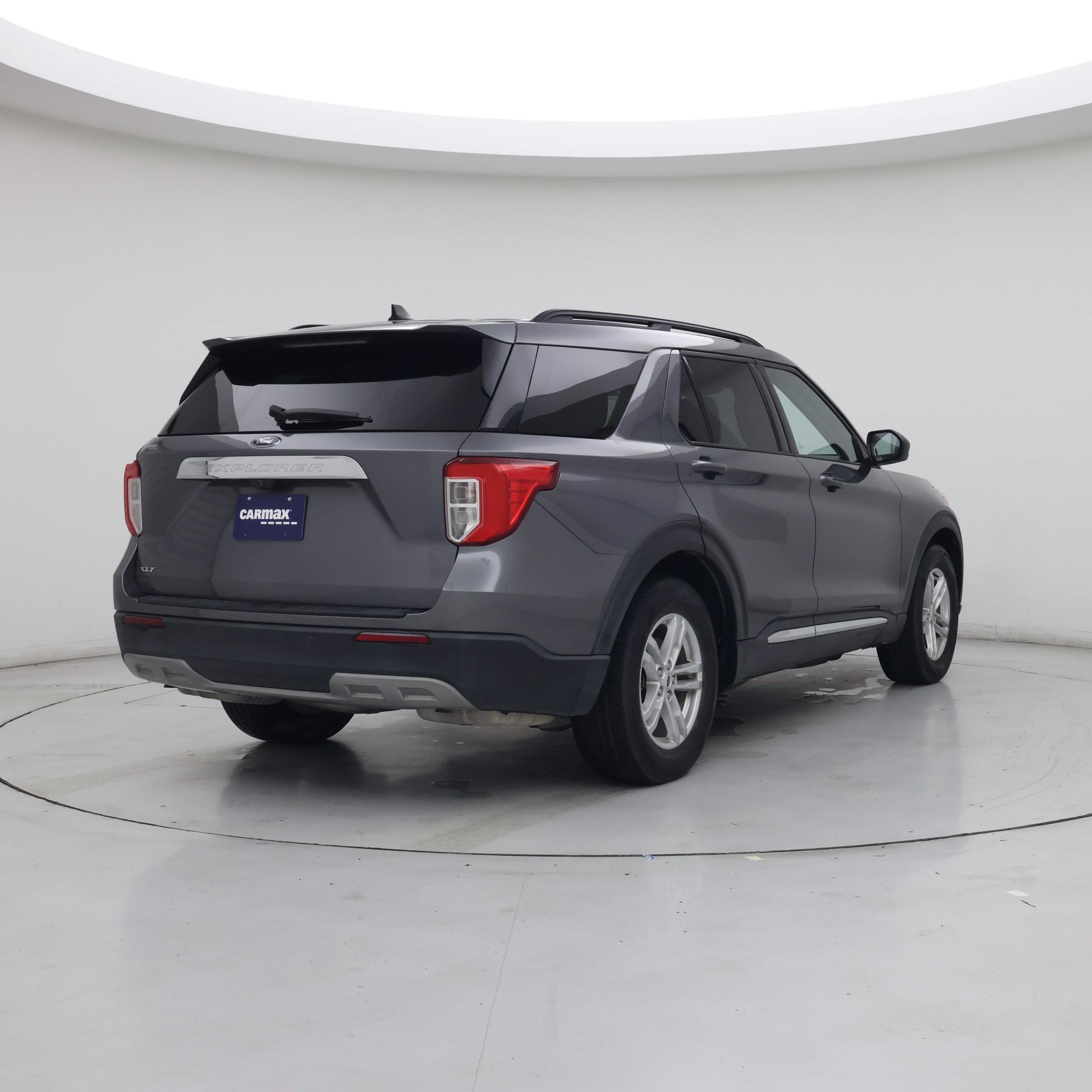 Thumbnail: 2022 Ford Explorer - 8