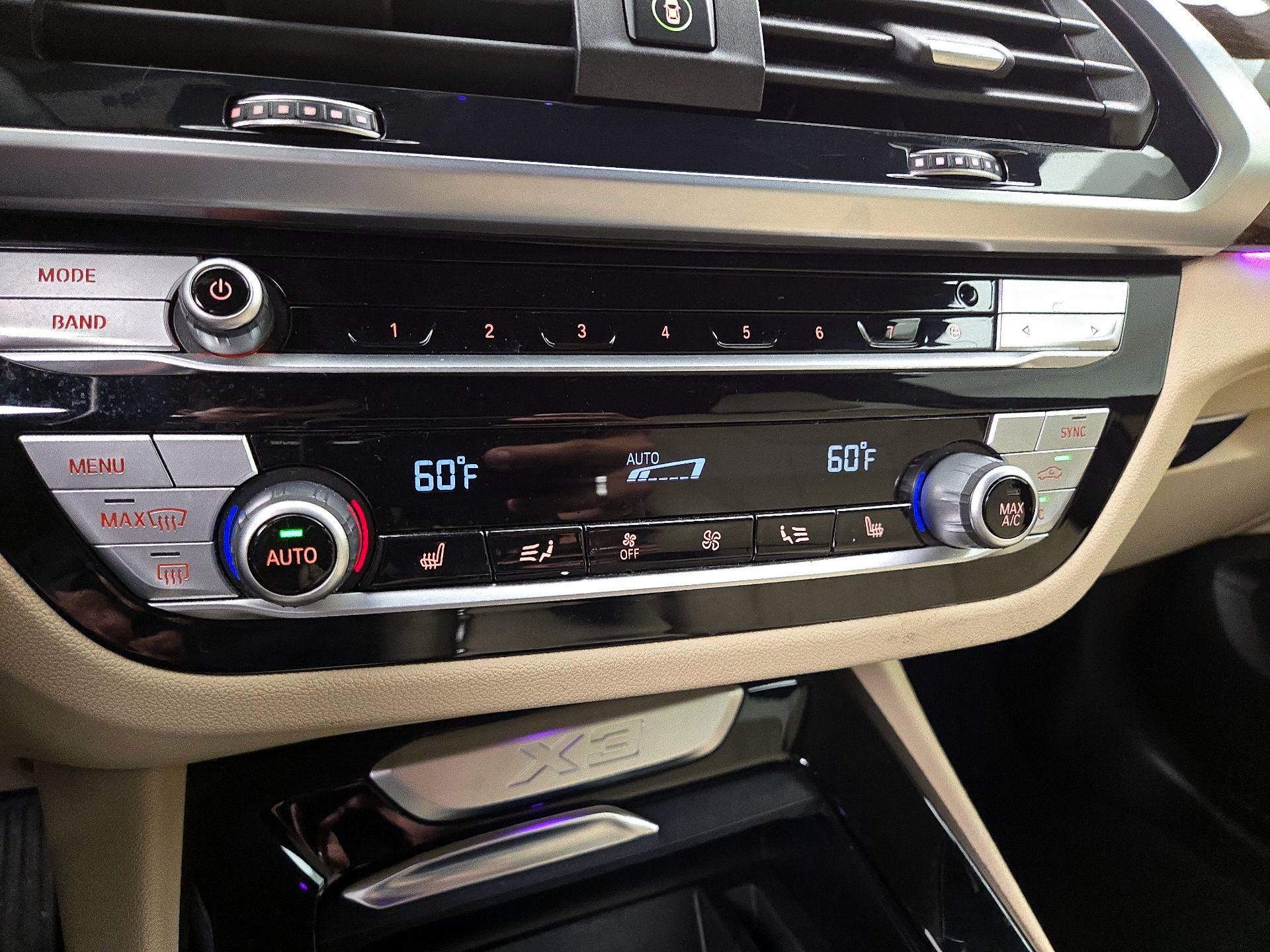 Thumbnail: 2021 BMW X3 - 17