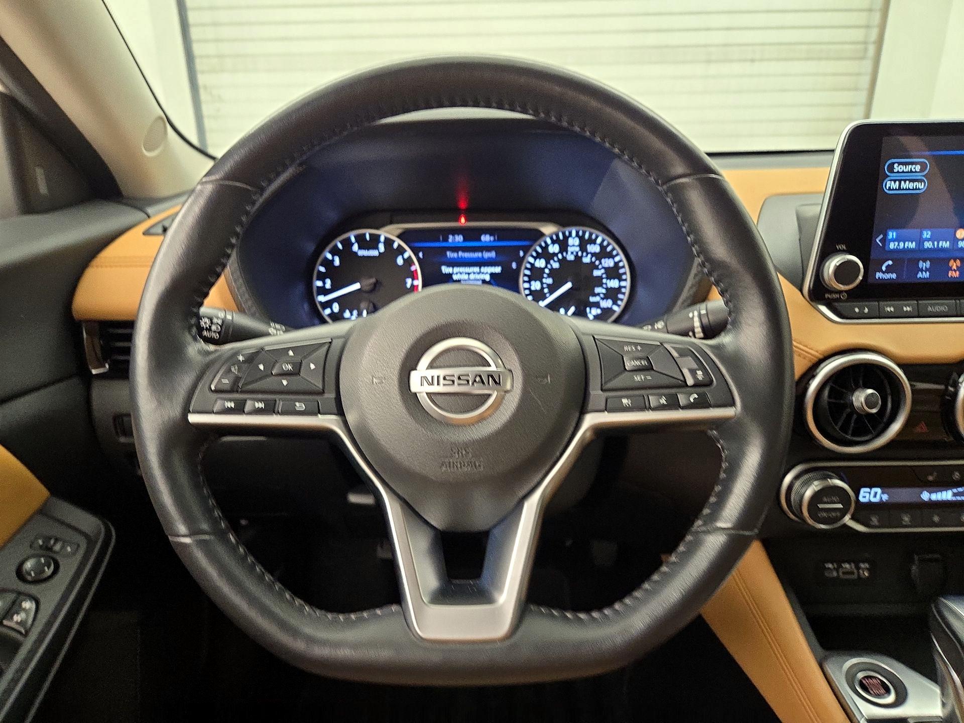 Thumbnail: 2022 Nissan Sentra - 10