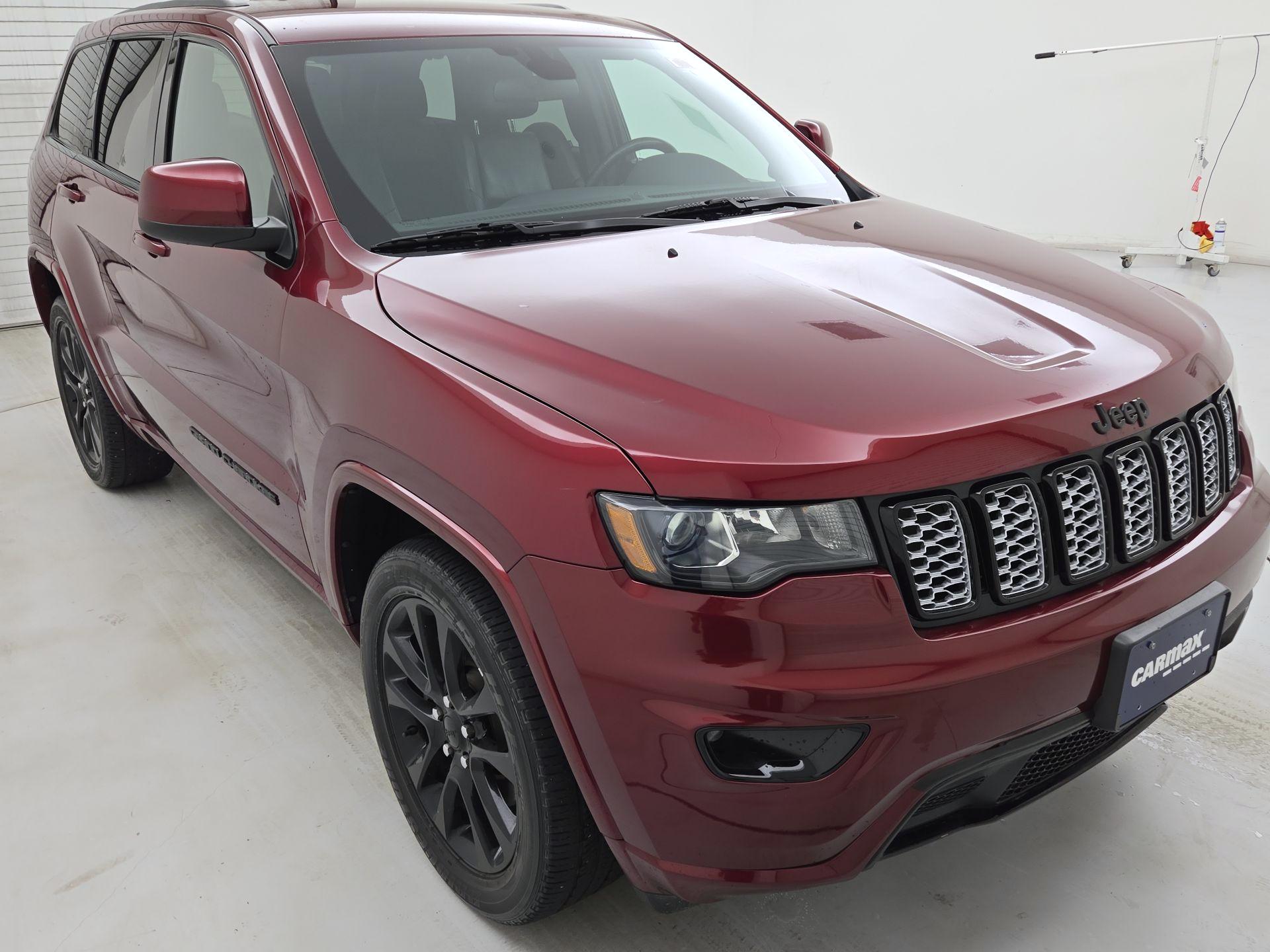 Thumbnail: 2021 Jeep Grand Cherokee - 1