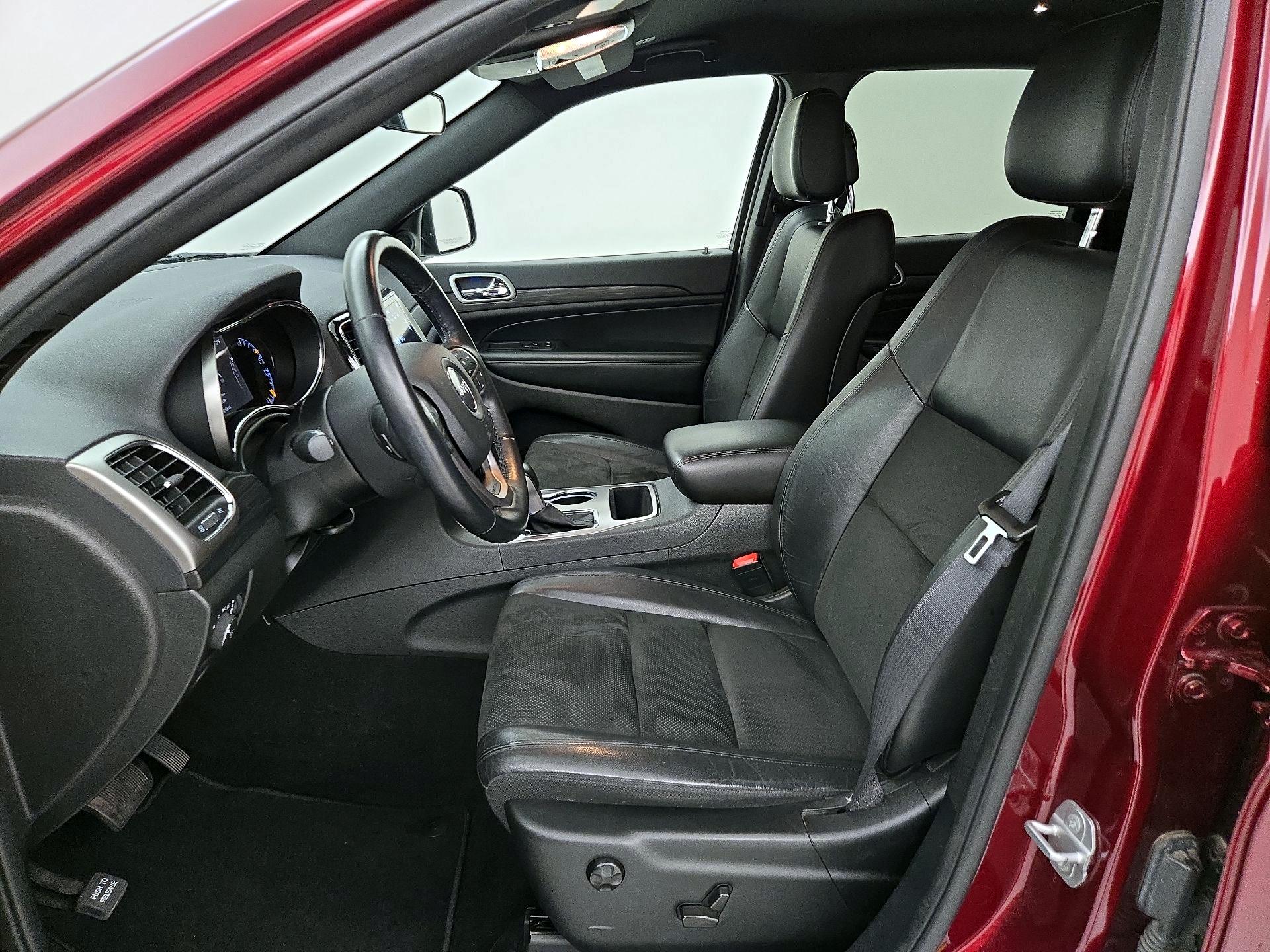 Thumbnail: 2021 Jeep Grand Cherokee - 9