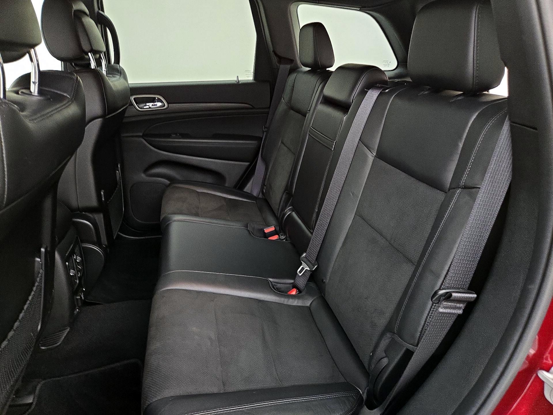 Thumbnail: 2021 Jeep Grand Cherokee - 18