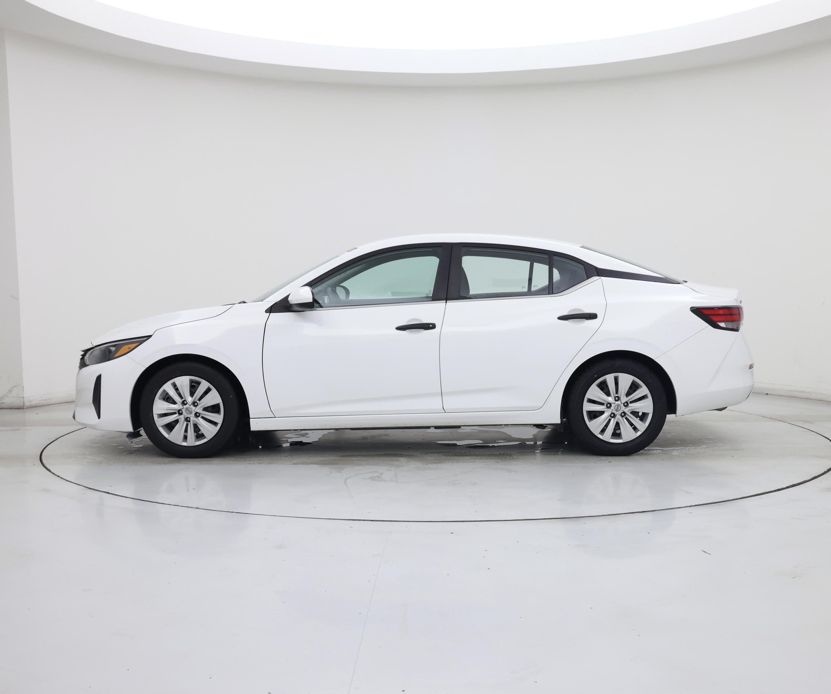 Thumbnail: 2024 Nissan Sentra - 3