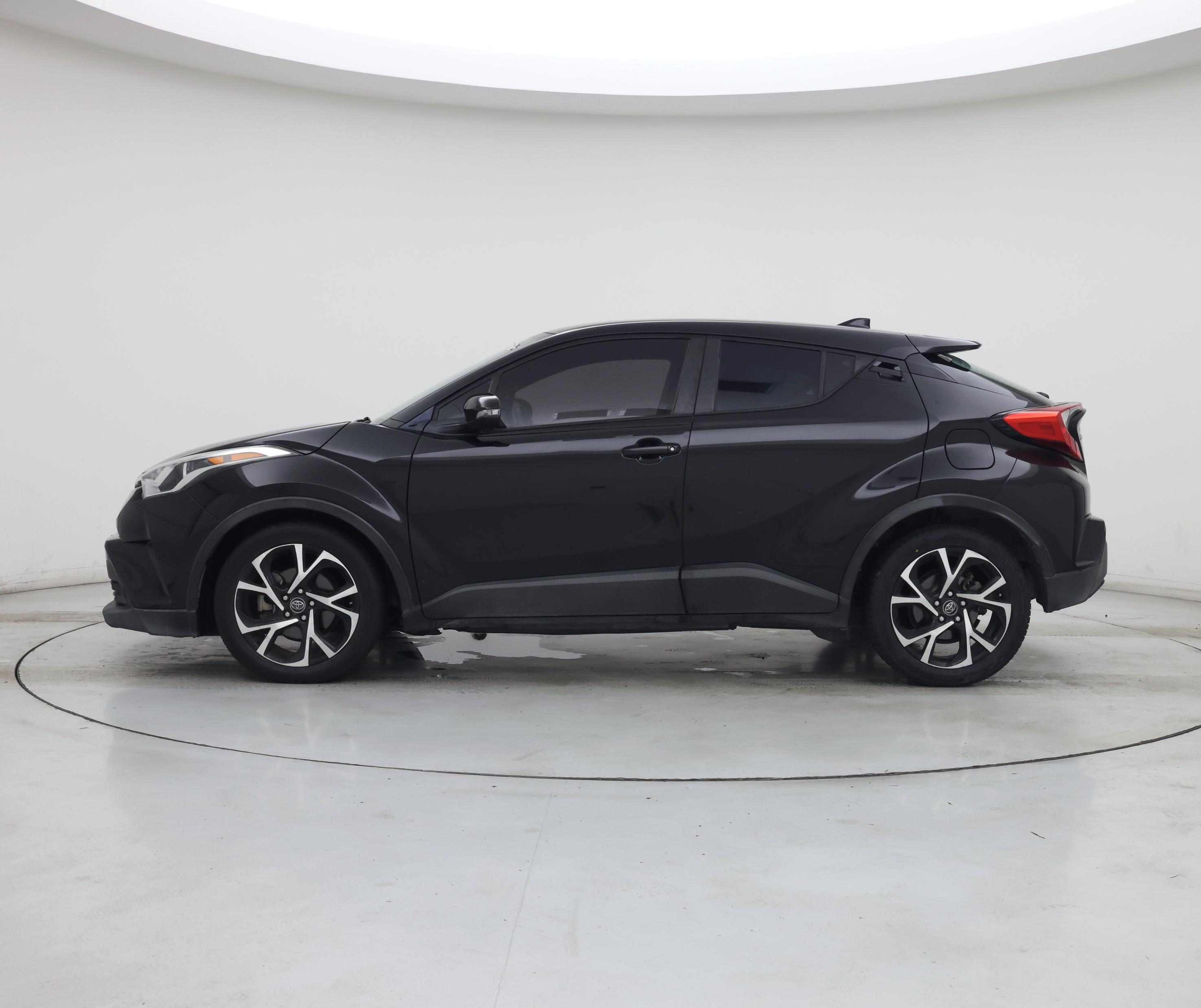 Thumbnail: 2018 Toyota C-HR - 3