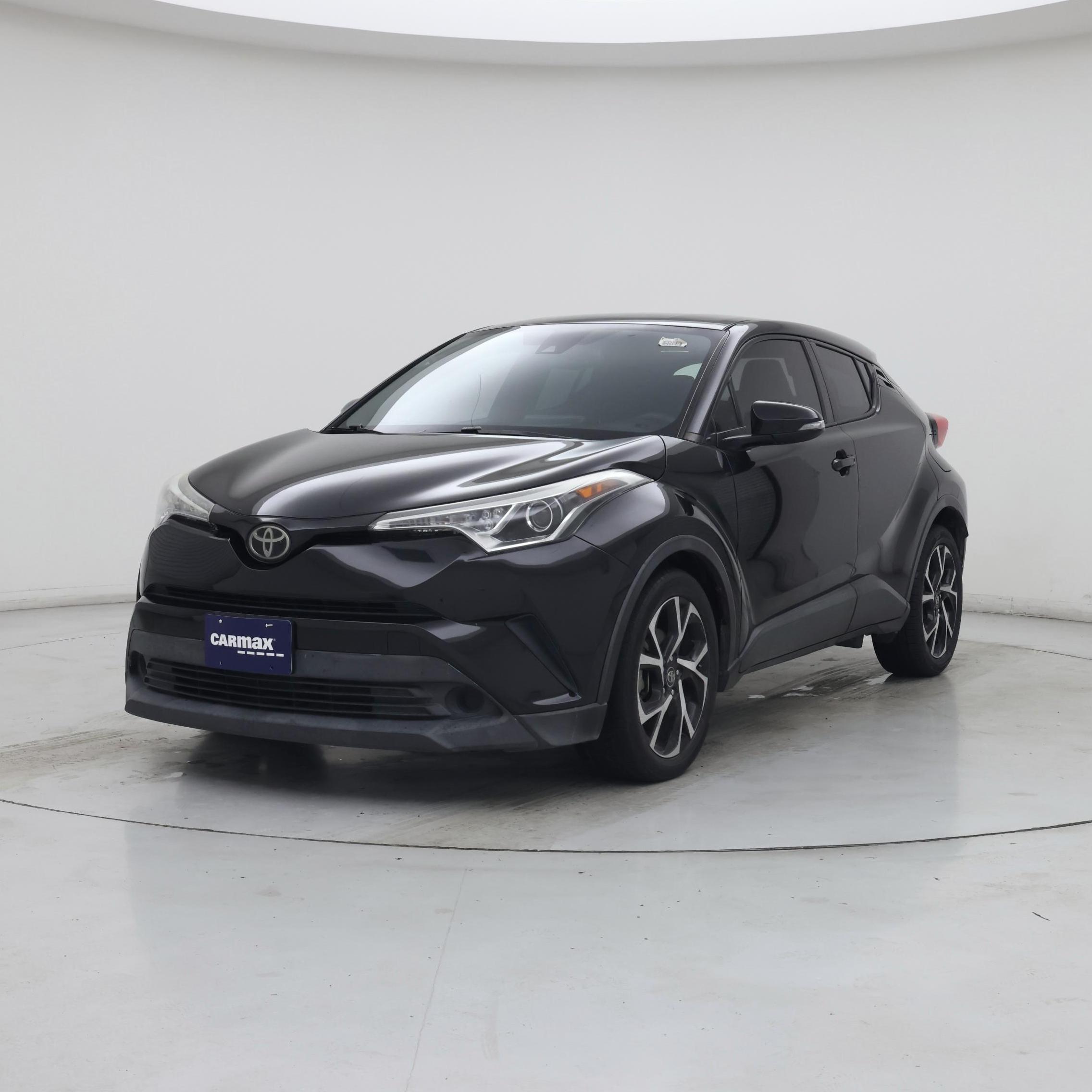 Thumbnail: 2018 Toyota C-HR - 4