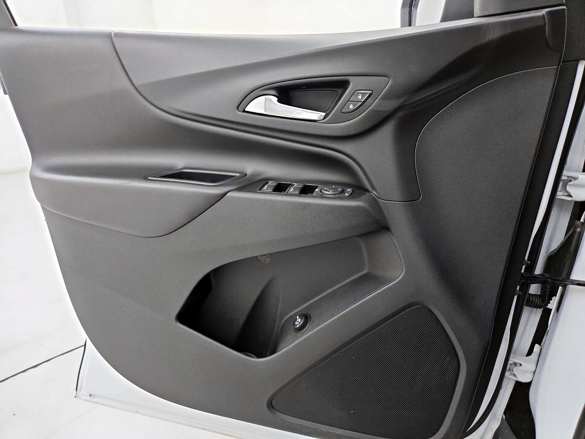 Thumbnail: 2019 Chevrolet Equinox - 10