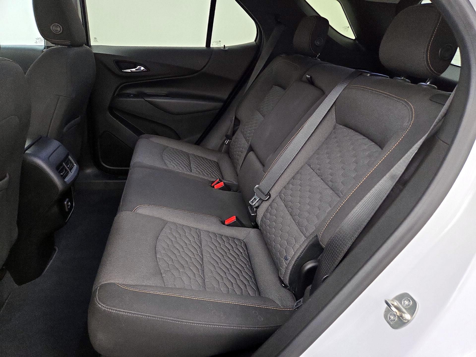 Thumbnail: 2019 Chevrolet Equinox - 17