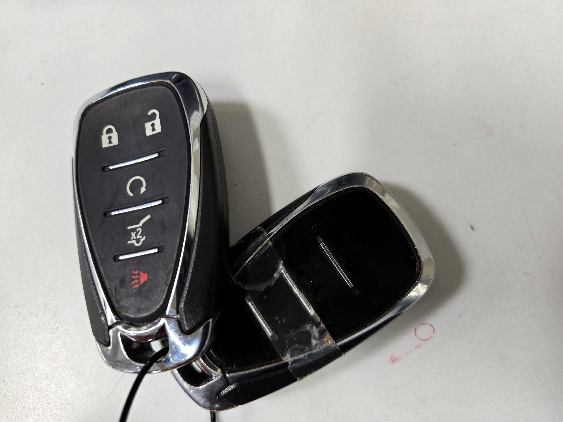 Thumbnail: 2019 Chevrolet Equinox - 20