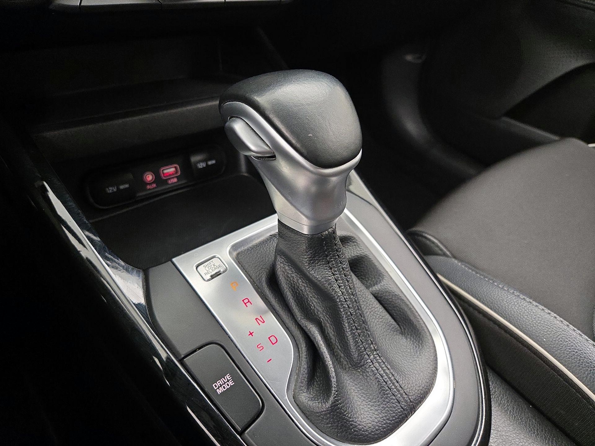 Thumbnail: 2021 Kia Forte - 17