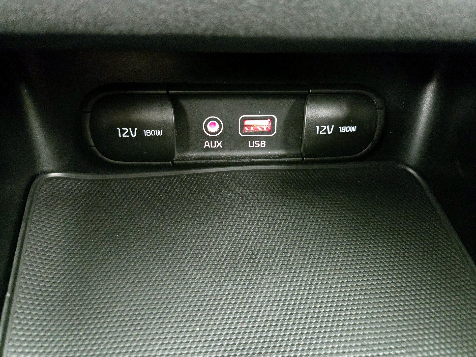 Thumbnail: 2021 Kia Forte - 18